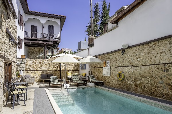 Atelya Art Hotel