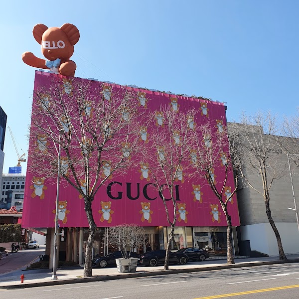 Gucci
