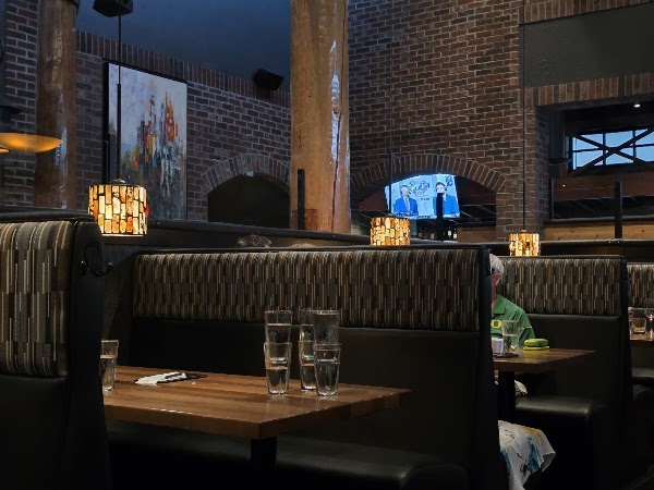 Oswego Grill - Beaverton 2