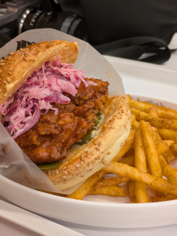 CHICKEN BURGER CLUB 3