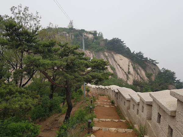 Inwangsan Mountain Park 3