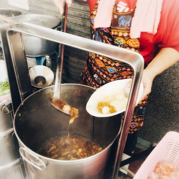 Fish maw soup