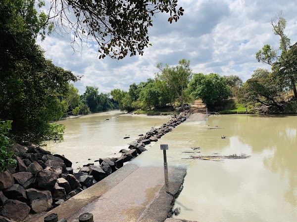 Cahills Crossing