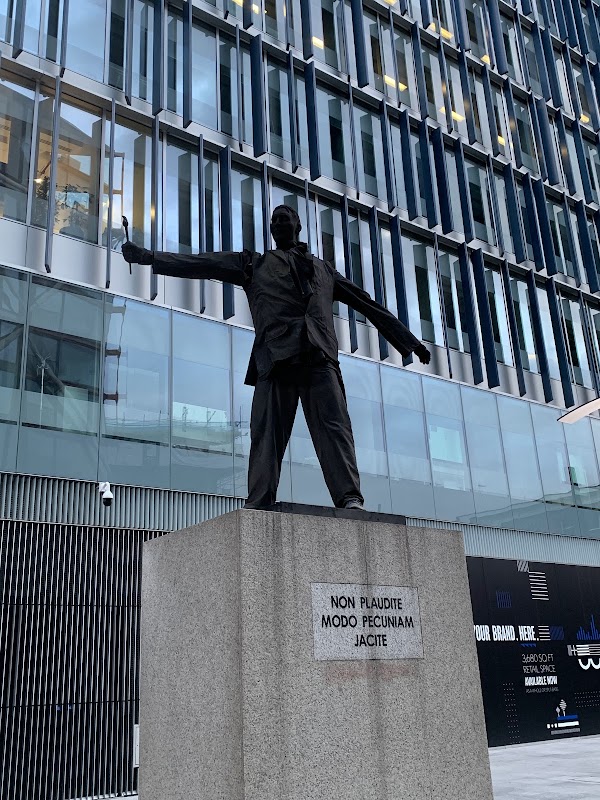 Monument to the Unknown Artist 1