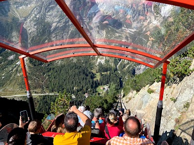 Gelmerbahn 1