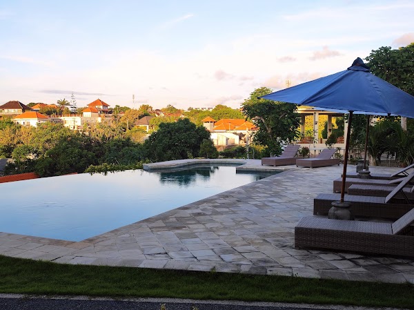Batu Jaran Hill Cottages & Lumbung