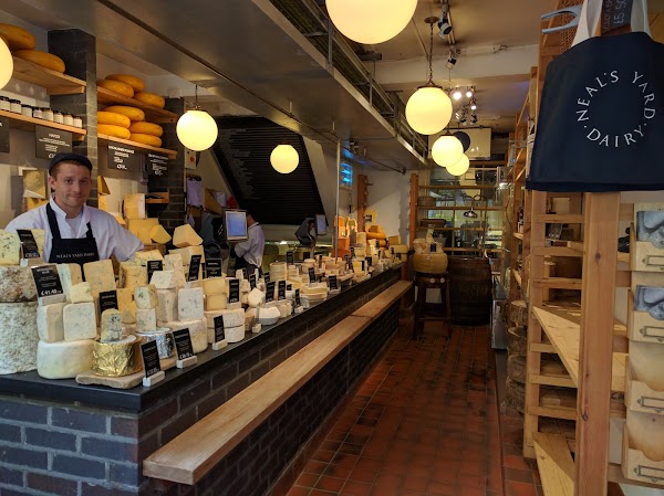 Neal's Yard Dairy (Covent Garden Shop) 4
