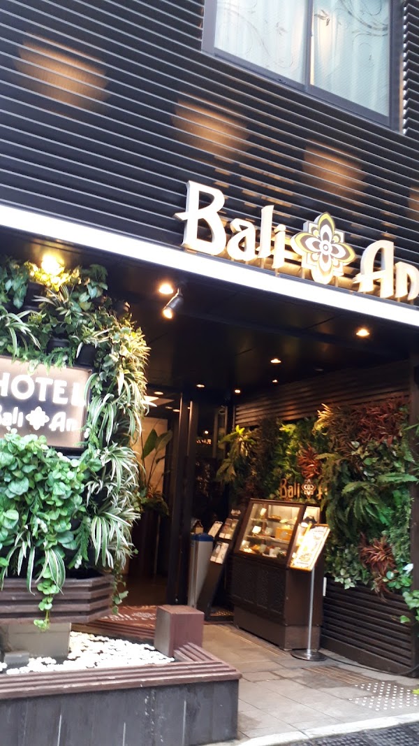 Kabukichō Ichiban-gai Street 4