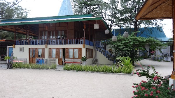 Pantai Puru Kambera