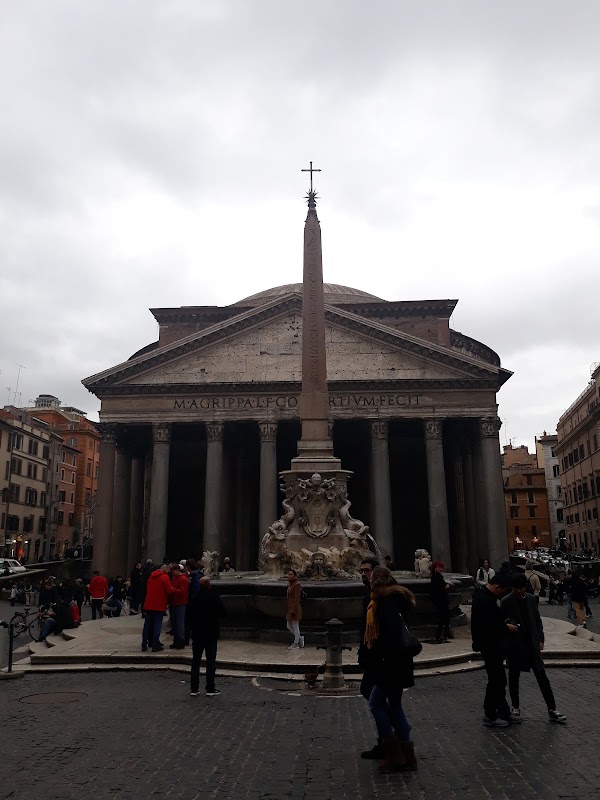 Via del Pantheon