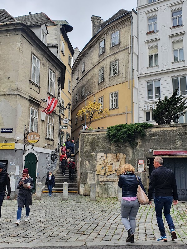 Schwedenplatz 5