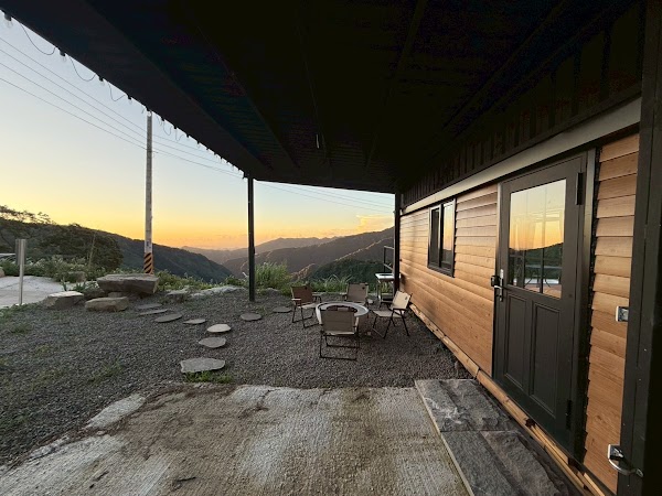 虹夕尖石免搭帳露營區