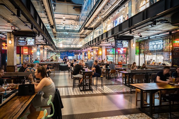 Food Hall Elektrownia Powiśle
