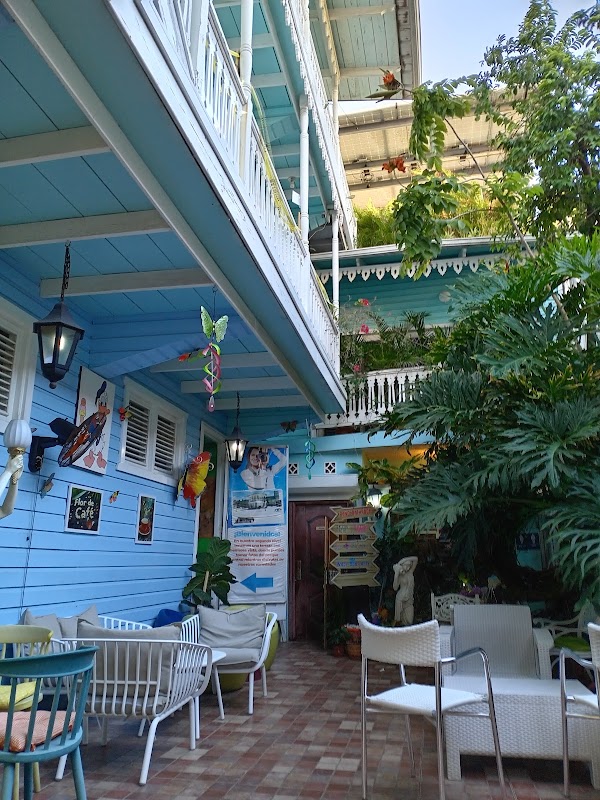 Butterfly Ice Cream Shop & Austrian Pastries 1