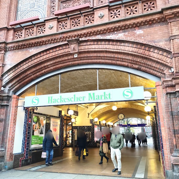 Hackescher Markt 5