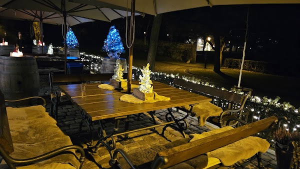 Cafe & restaurant prague 11