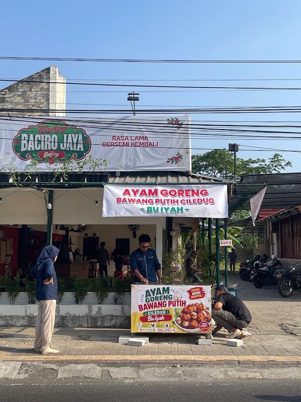 Ayam Goreng Bawang Putih Ciledug Bu Iyah 1