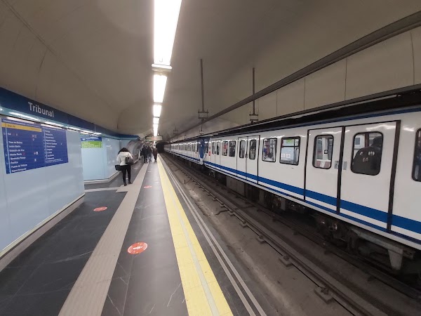 Estación de Tribunal