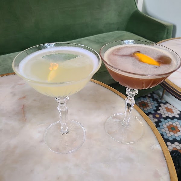 Paradise Lounge 5
