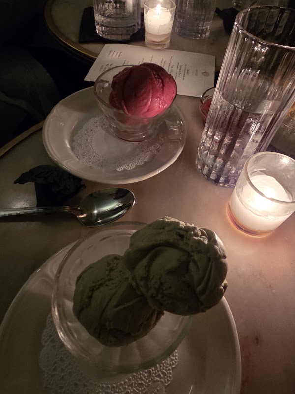 Paradise Lounge 2