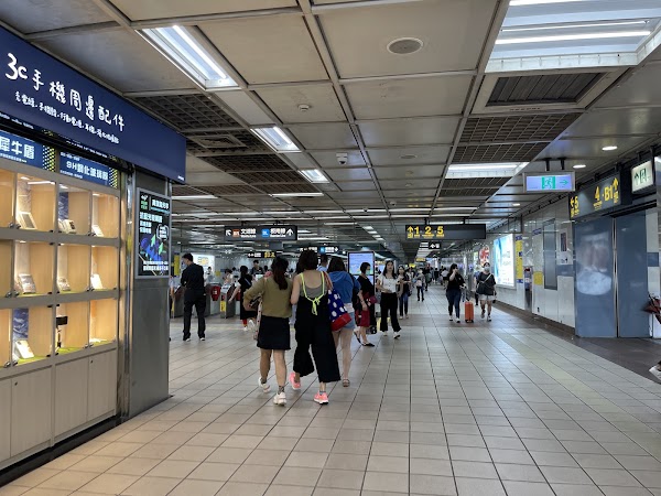 東區地下街 4