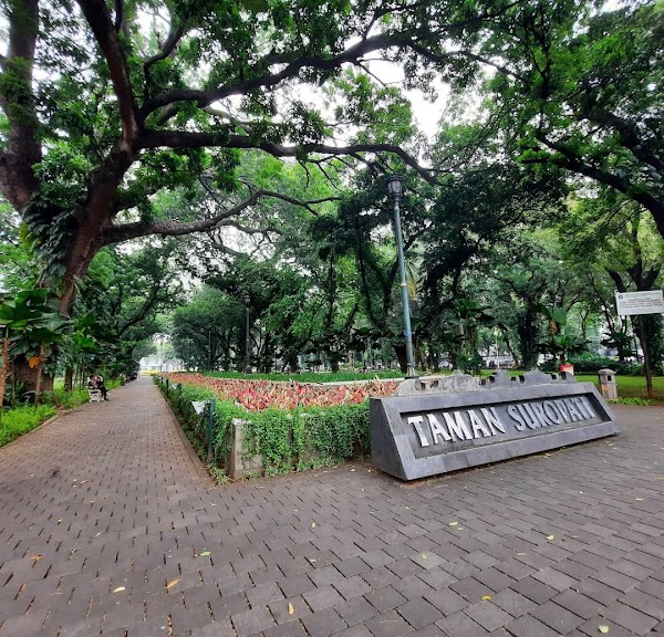 Suropati Park 5