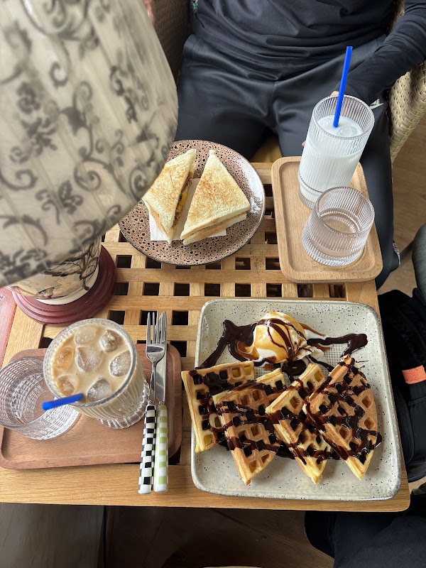 Elegant Time Coffee 5