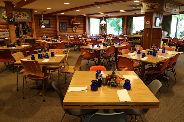 Al Johnson’s Swedish Restaurant & Butik