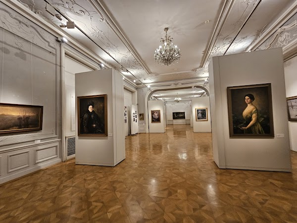 The Palace - National Art Gallery 4