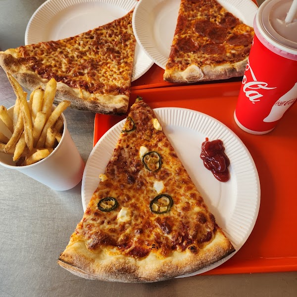 Henry's PIZZA 4
