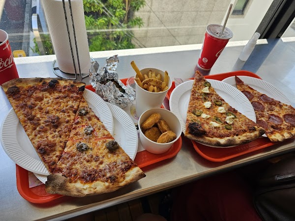 Henry's PIZZA 2