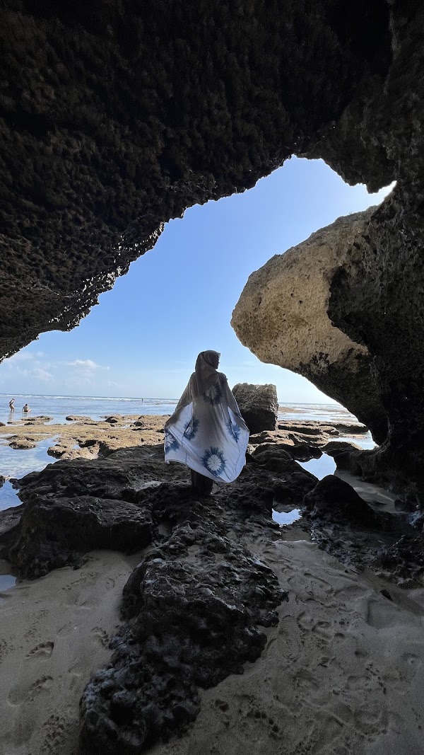 Suluban Beach 2