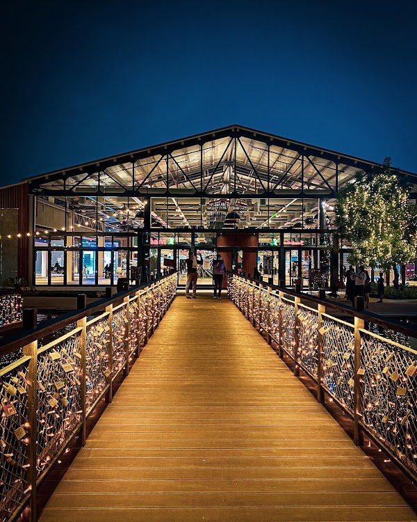 Al Khawaneej Walk by Dubai Retail