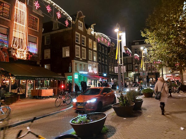 Nieuwmarkt 2