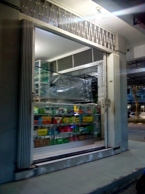 Zhong Yao Drug Stores 3