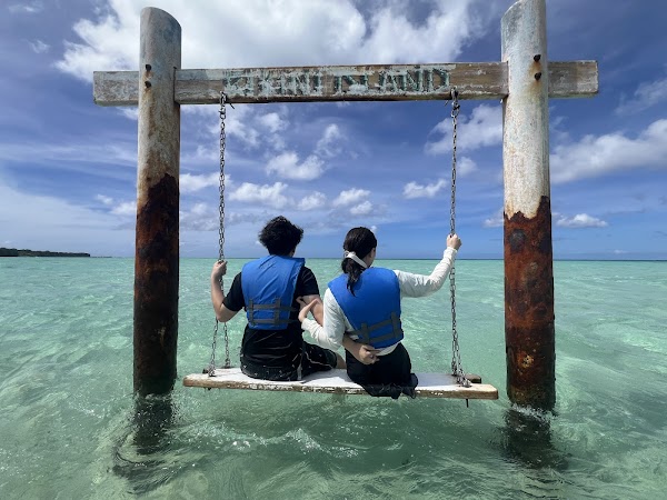 Bikini Island Club 5