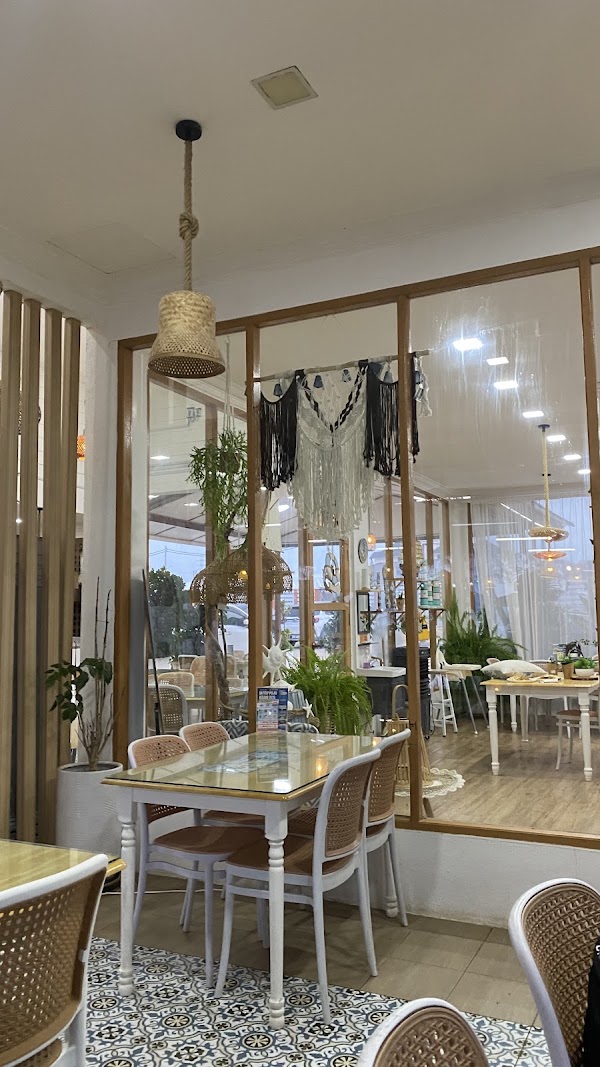 Bayou Beach Cafe 5