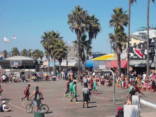 Venice Beach Basketball Courts 5