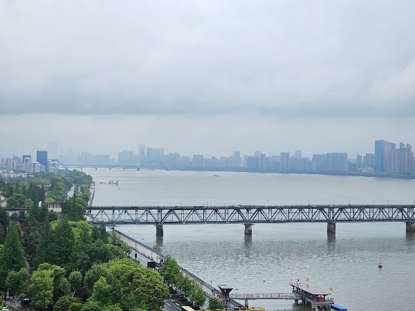 六和塔 5