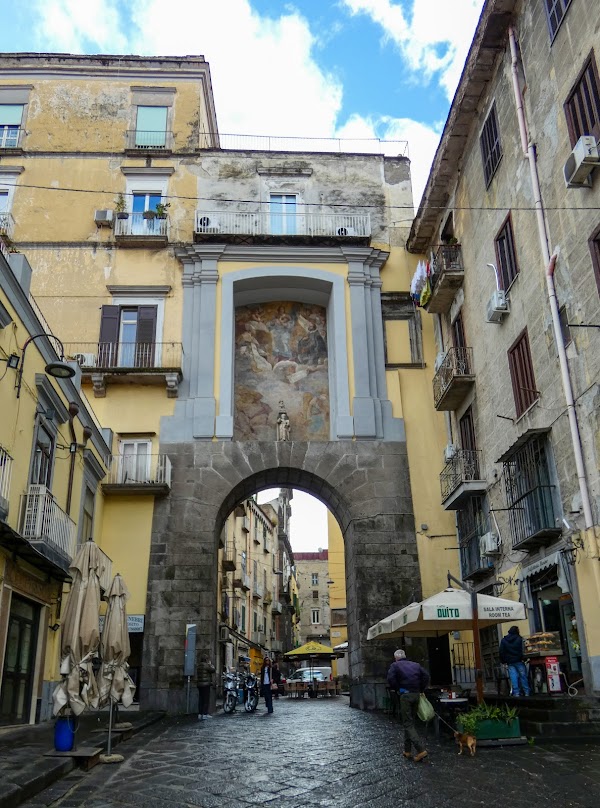 Porta San Gennaro