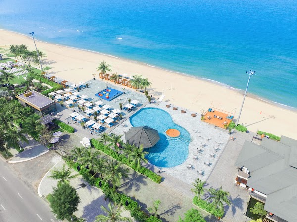 Nami Beach Club