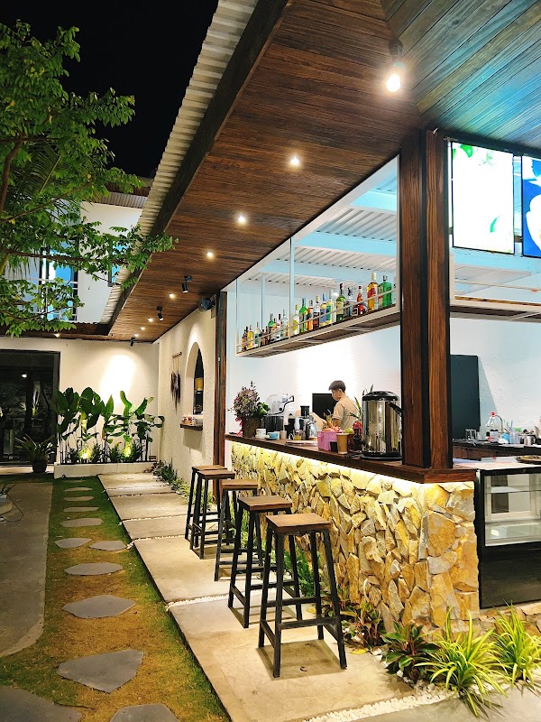 Hi Coffee & Restaurant 1