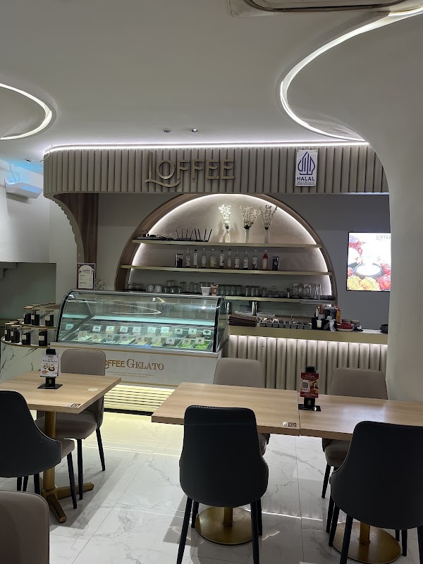 Loffee Coffee & Eatery 4