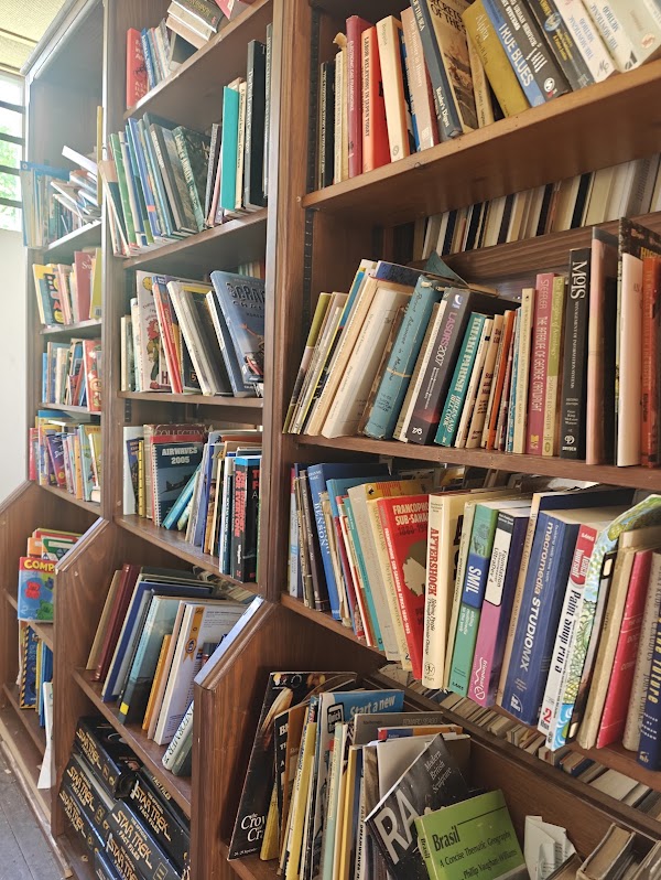 Honesty Bookshop 4