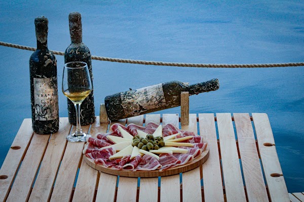 Underwater wine cellar Kraken Kotor 5