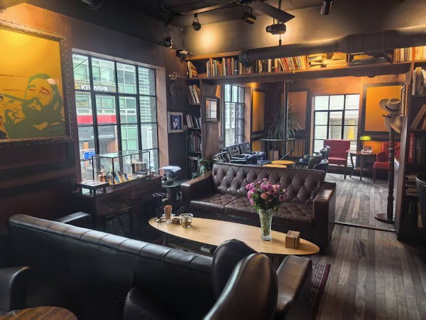 Burn Cigar Bar & Lounge