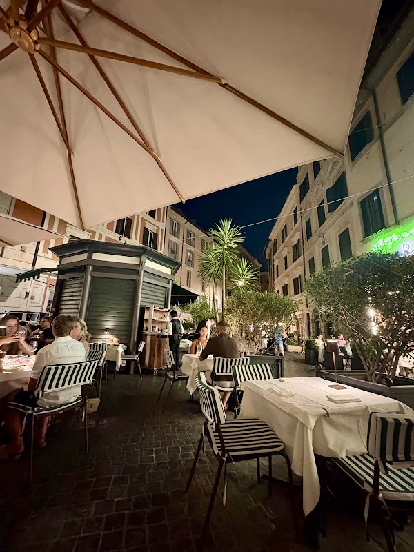 Alfredo alla Scrofa Restaurant 2
