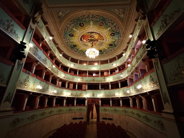 Teatro Serpente Aureo 1