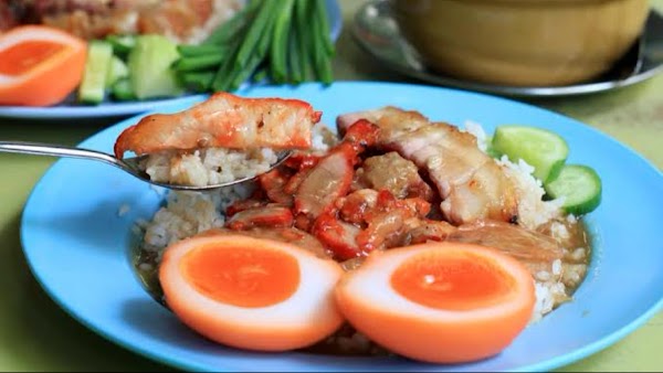 Khao Moo Daeng Si Morakot 5