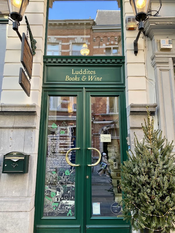 Luddites Books & Wine 1